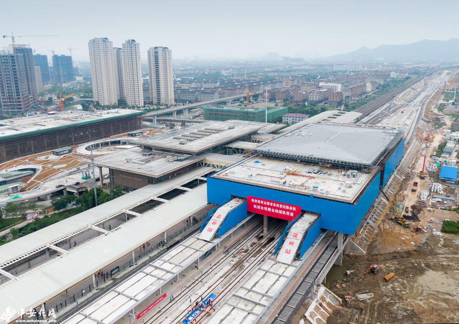 全国首条民营控股高铁在温岭站实现全线铺轨贯通【图】